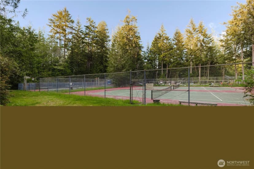Property photo for 566 E Pointes Drive W, Shelton photo 31