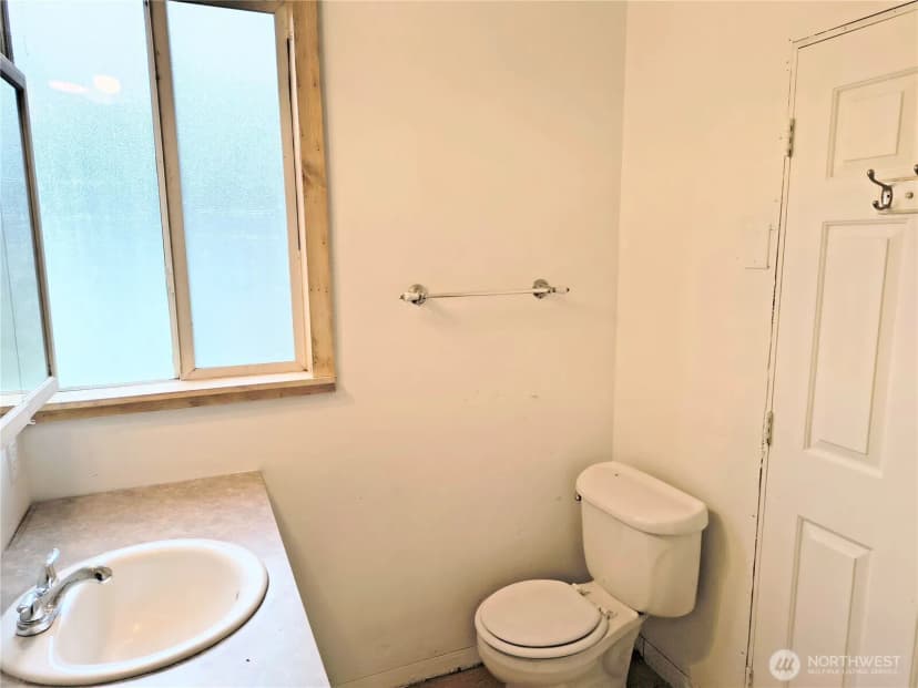 Property photo for 423 E Spruce Street, Montesano photo 29