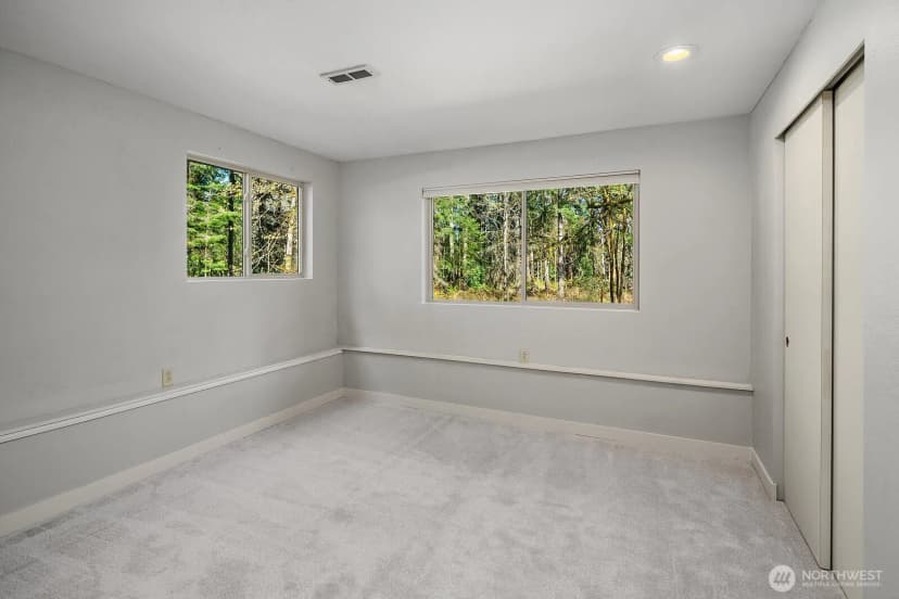 Property photo for 2836 241st Avenue Se, Sammamish photo 30