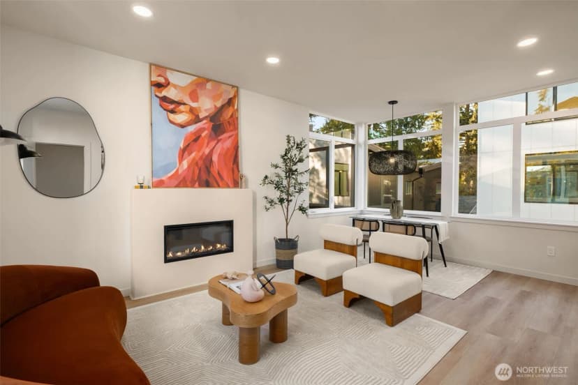 Property photo for 14033 Densmore Avenue N, Seattle photo 5