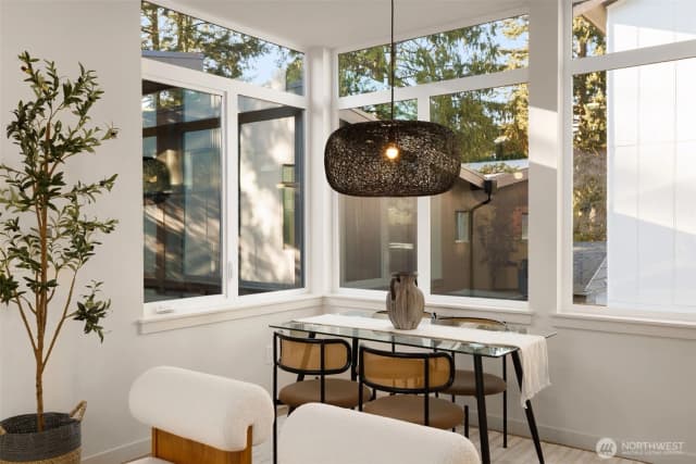 Property photo for 14033 Densmore Avenue N, Seattle photo 3