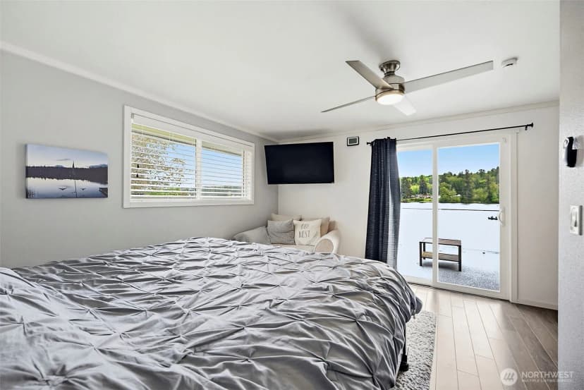 Property photo for 33915 Tanwax Court E, Eatonville photo 16