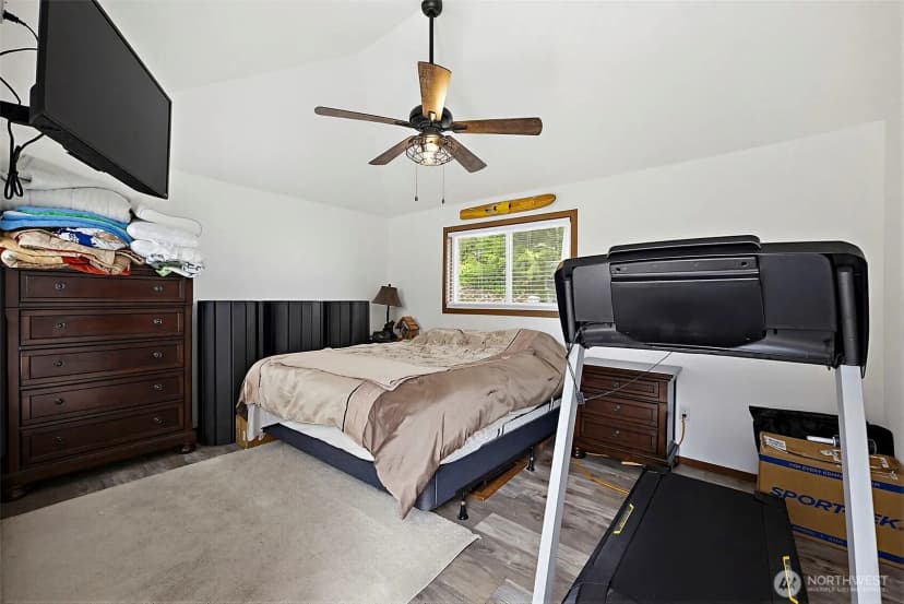 Property photo for 33915 Tanwax Court E, Eatonville photo 36