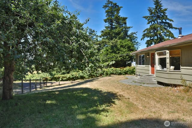 Property photo for 207 Fort Casey Road, Coupeville photo 4