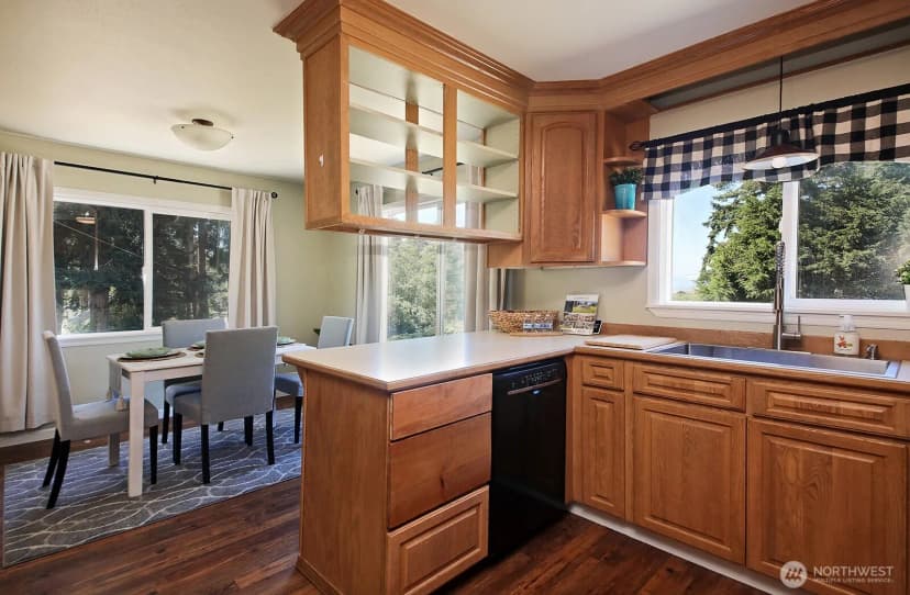 Property photo for 207 Fort Casey Road, Coupeville photo 10