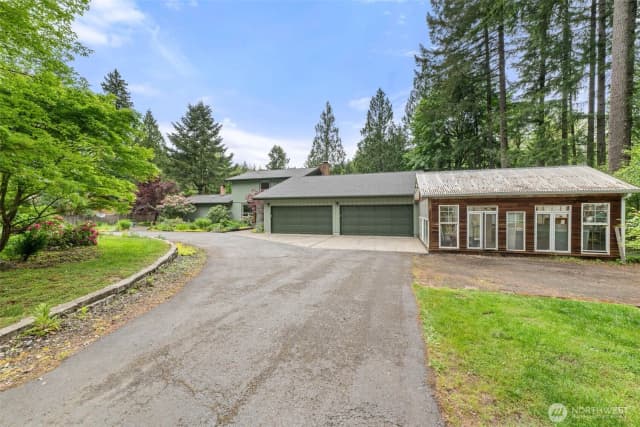 Property photo for 11008 Cowlitz Drive Se, Olympia photo 4