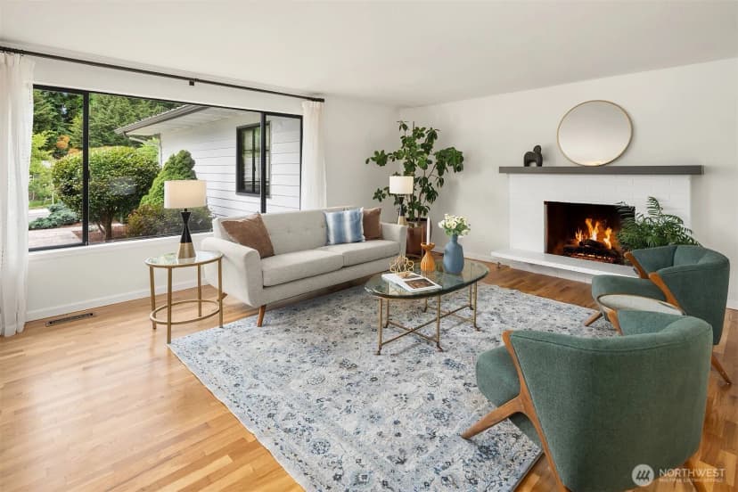 Property photo for 40 151st Place Ne, Bellevue photo 4