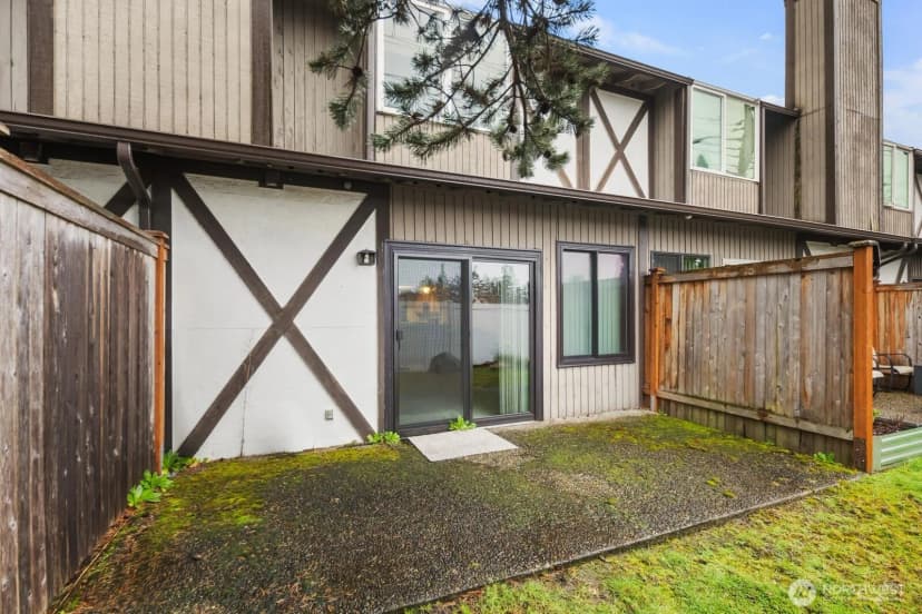 Property photo for 323 Sw 112th Street #102, Seattle photo 25
