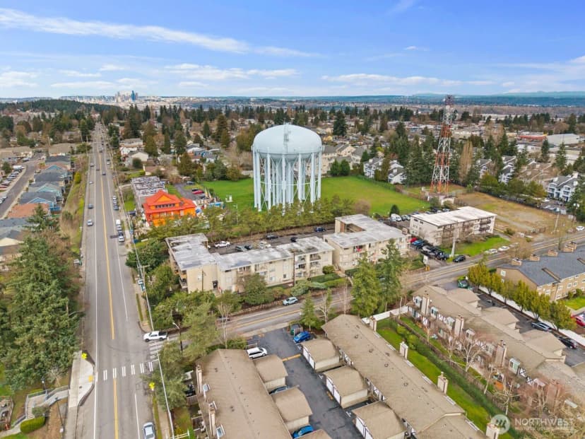 Property photo for 323 Sw 112th Street #102, Seattle photo 31