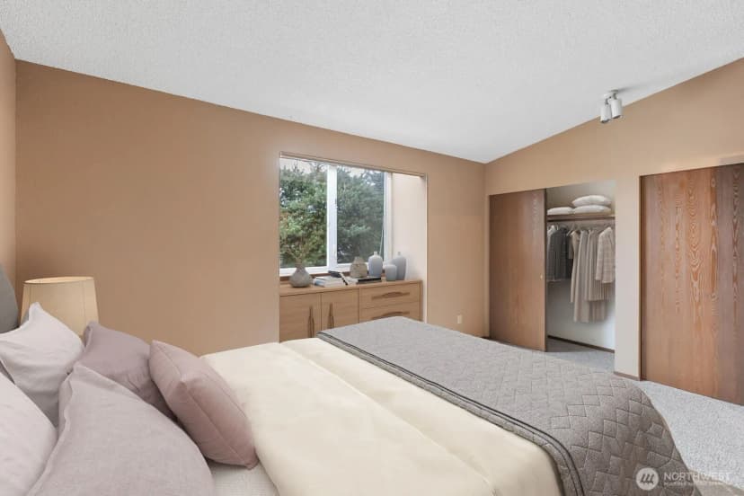 Property photo for 323 Sw 112th Street #102, Seattle photo 18