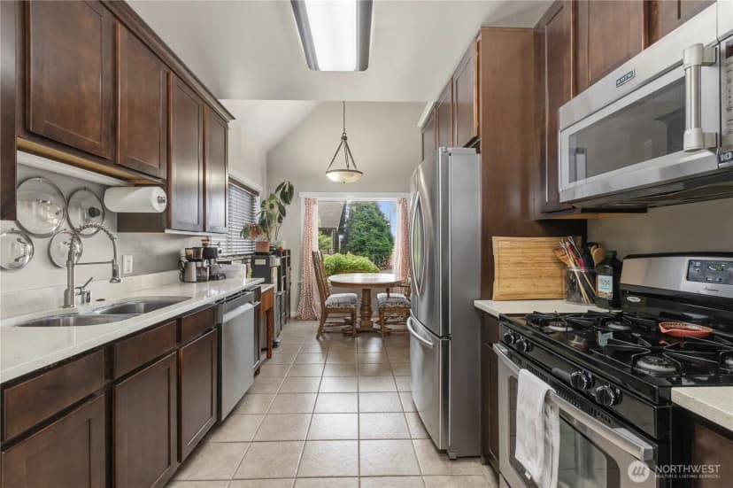 Property photo for 3650 E Badger Road, Everson photo 9