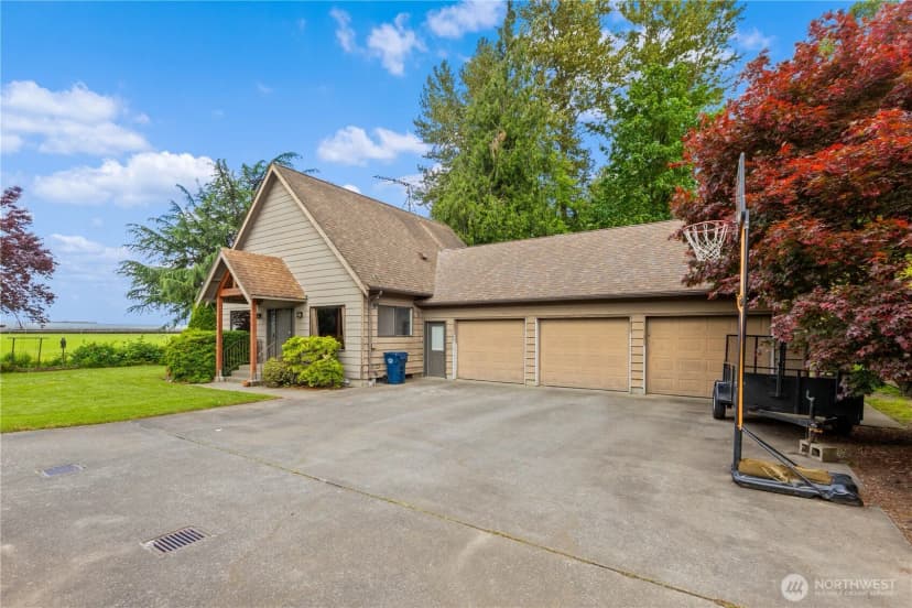 Property photo for 3650 E Badger Road, Everson photo 2