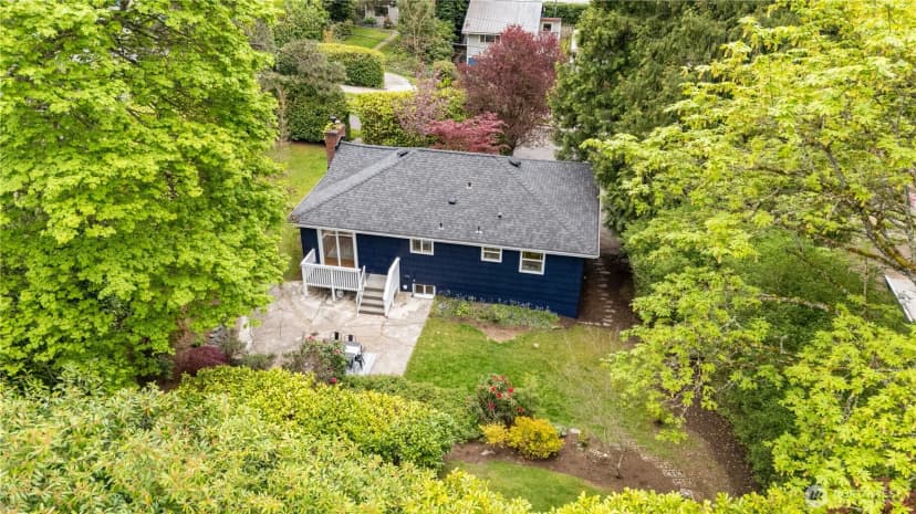 Property photo for 11007 Alton Avenue Ne, Seattle photo 28
