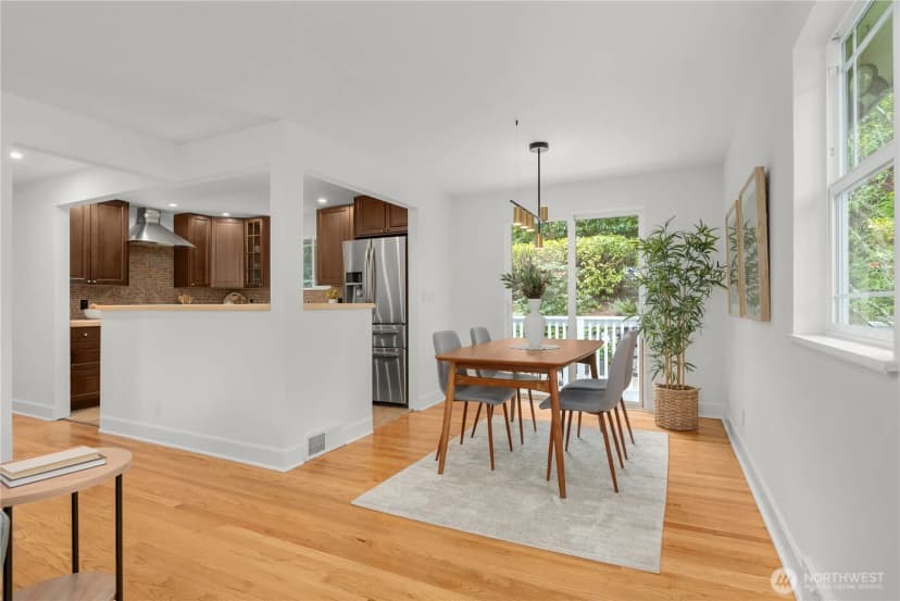 Property photo for 11007 Alton Avenue Ne, Seattle photo 9