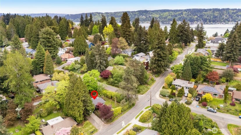 Property photo for 11007 Alton Avenue Ne, Seattle photo 31