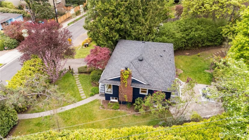 Property photo for 11007 Alton Avenue Ne, Seattle photo 27
