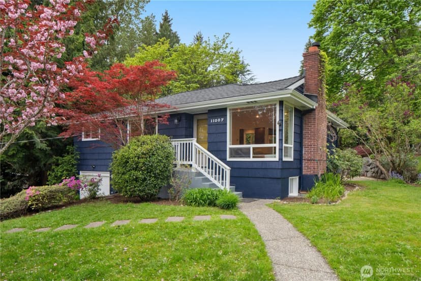 Property photo for 11007 Alton Avenue Ne, Seattle photo 3