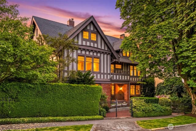 Property photo for 2218 E Prospect Street, Seattle