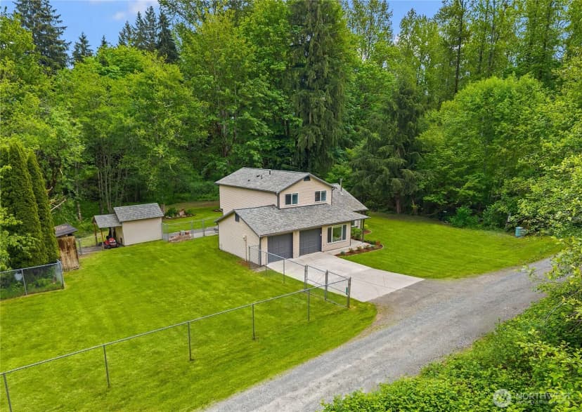 Property photo for 11404 356th Avenue Ne, Carnation photo 4