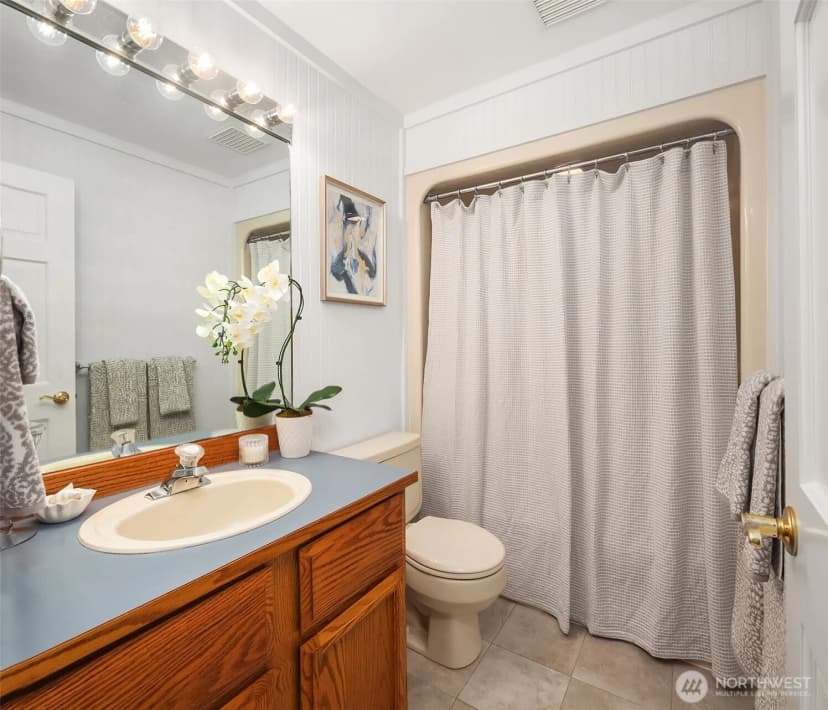 Property photo for 11404 356th Avenue Ne, Carnation photo 18