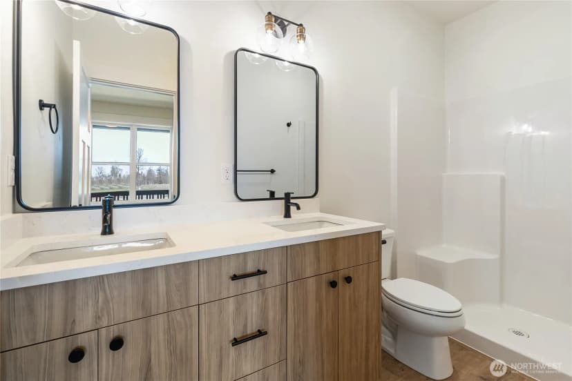 Property photo for 4237 Melrose Lane, Bellingham photo 17