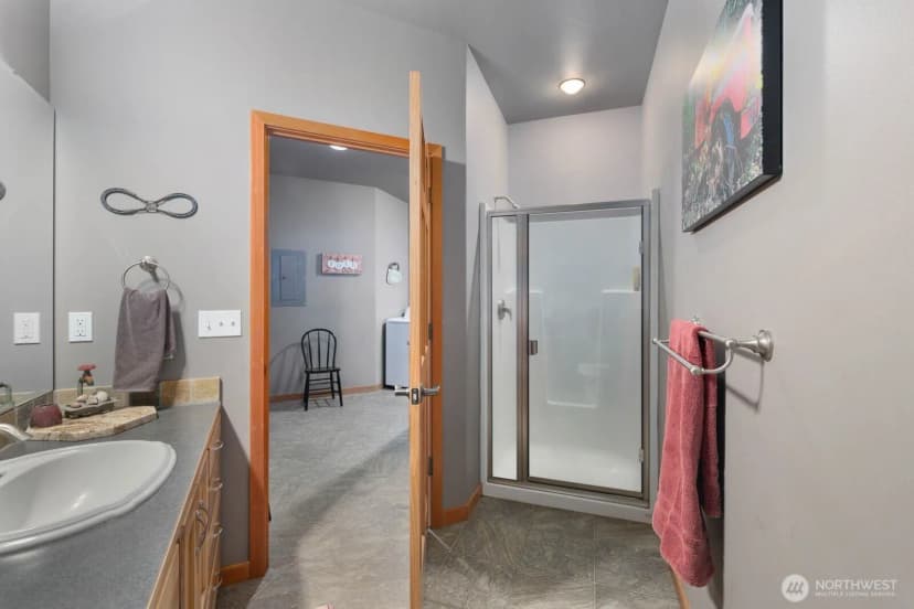 Property photo for 42813 Rivers Edge Court, Concrete photo 22