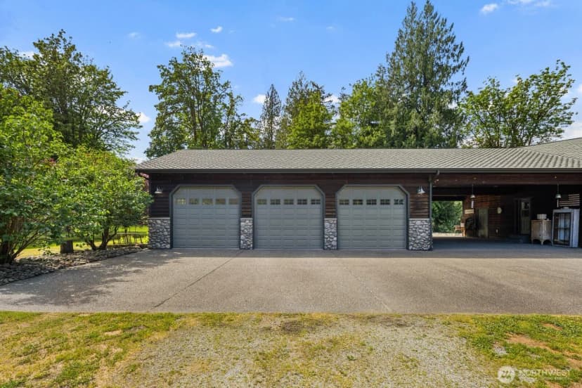 Property photo for 42813 Rivers Edge Court, Concrete photo 25
