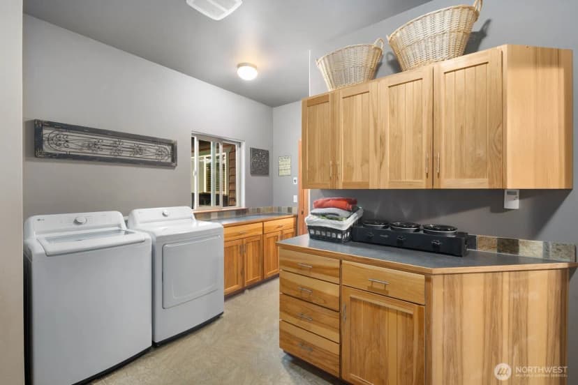 Property photo for 42813 Rivers Edge Court, Concrete photo 21