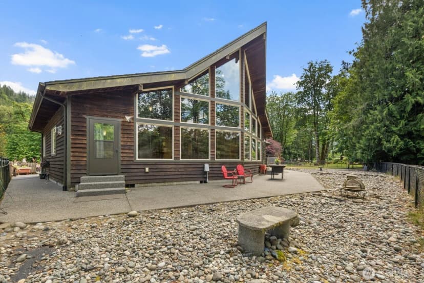 Property photo for 42813 Rivers Edge Court, Concrete photo 34
