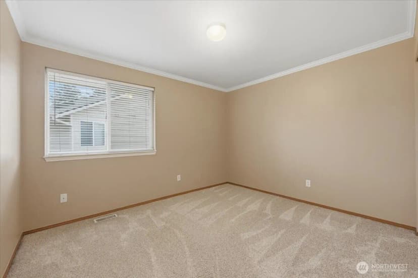 Property photo for 910 135th Street Sw, Everett photo 26