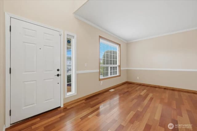 Property photo for 910 135th Street Sw, Everett photo 3