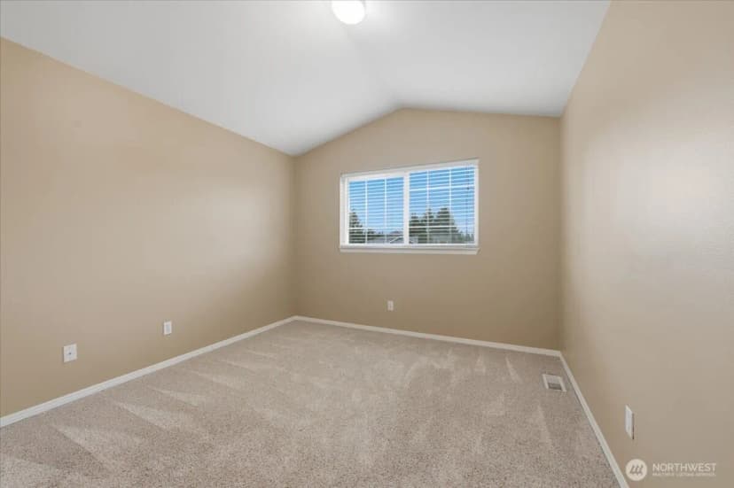 Property photo for 910 135th Street Sw, Everett photo 27
