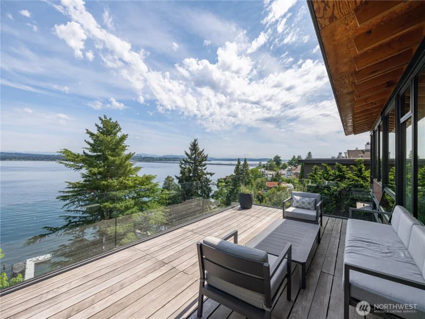 Property photo for 3310 E Laurelhurst Drive Ne, Seattle photo 19
