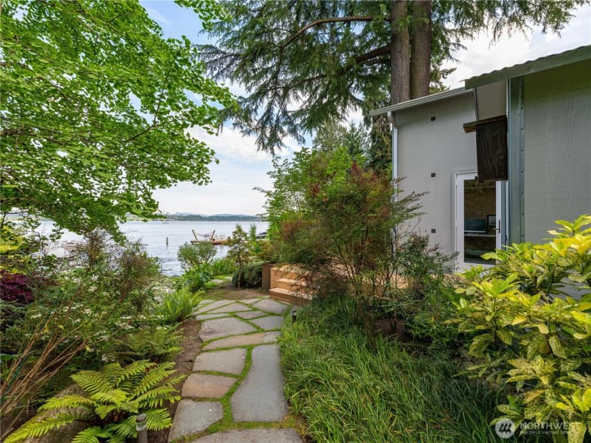 Property photo for 3310 E Laurelhurst Drive Ne, Seattle photo 34