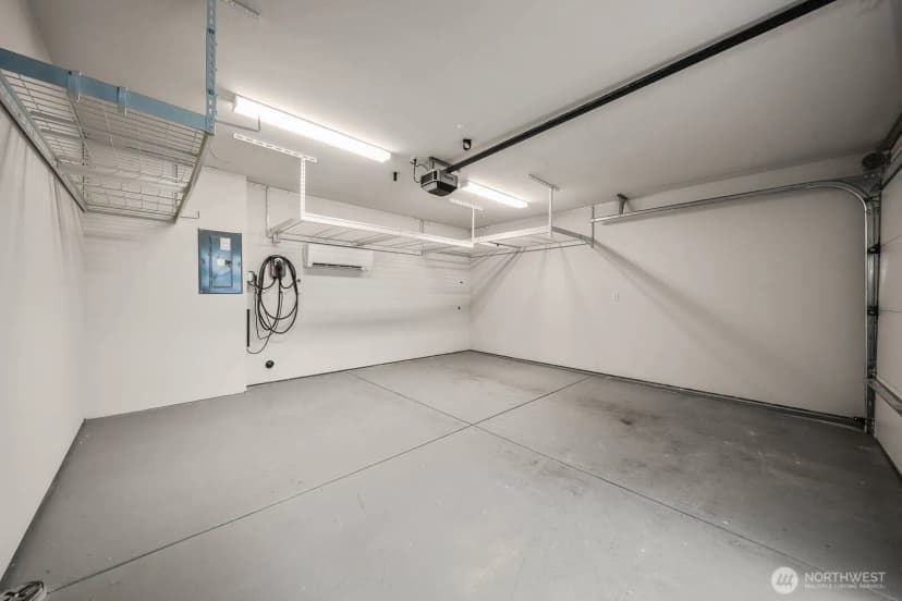Property photo for 114 Ne 180th Street #d, Shoreline photo 40