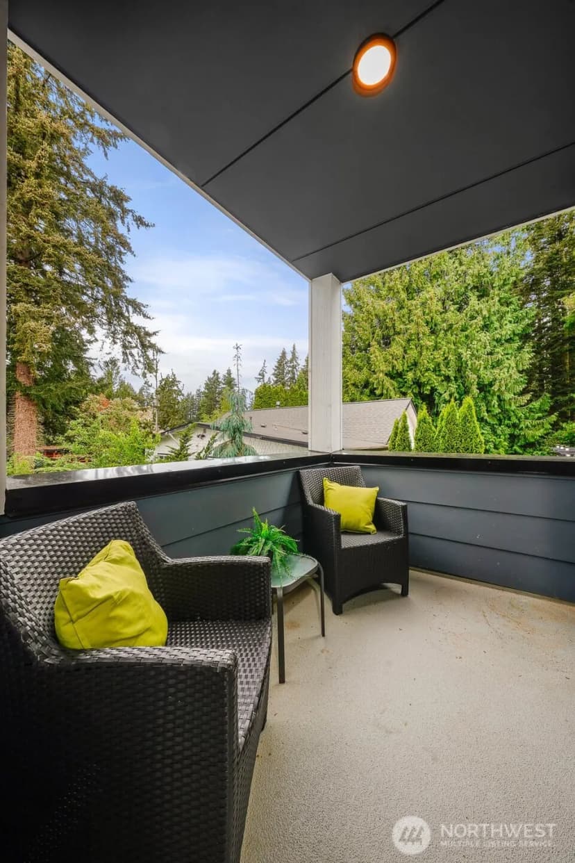 Property photo for 114 Ne 180th Street #d, Shoreline photo 13