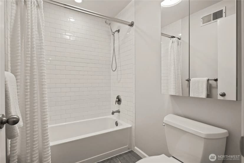 Property photo for 14225 Ne 2nd Place #100f, Bellevue photo 19