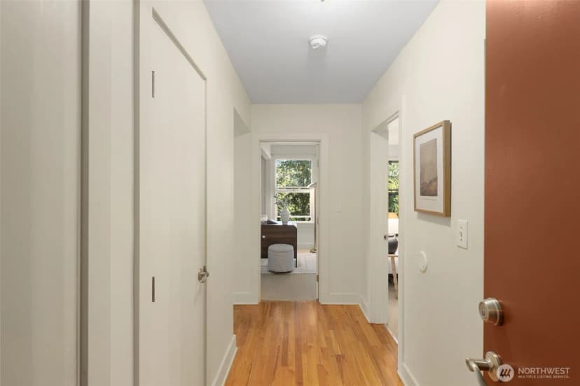 Property photo for 715 24th Avenue #306, Seattle photo 5