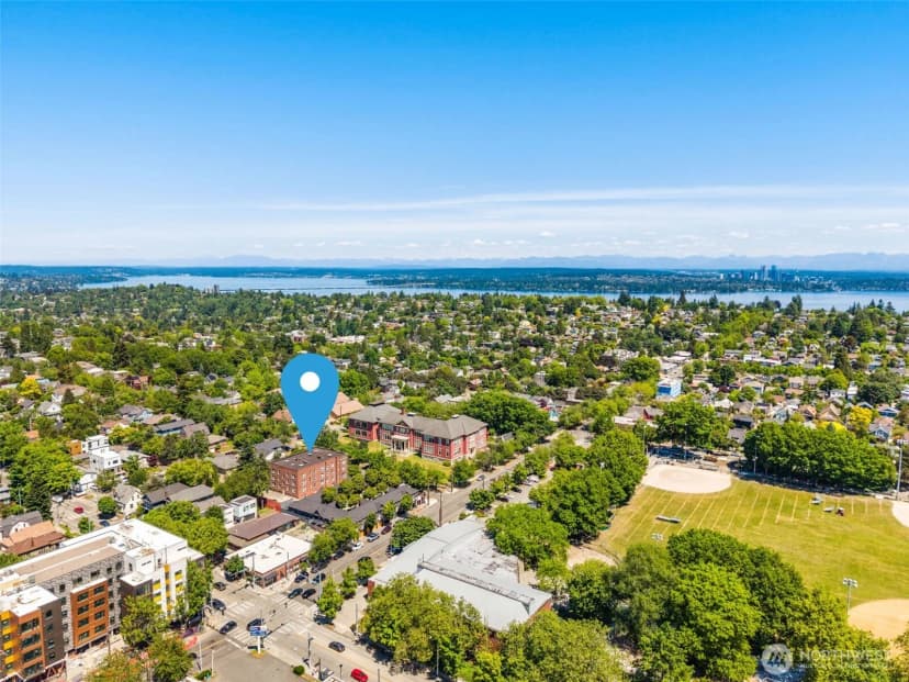 Property photo for 715 24th Avenue #306, Seattle photo 27