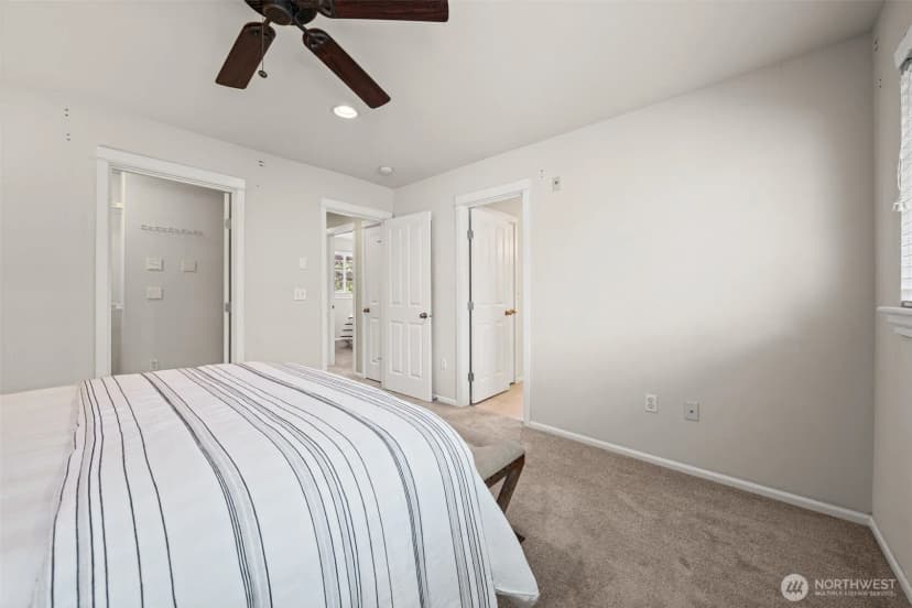 Property photo for 10939 Se 187th Lane, Renton photo 13