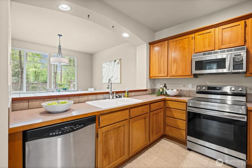 Property photo for 10939 Se 187th Lane, Renton photo 9