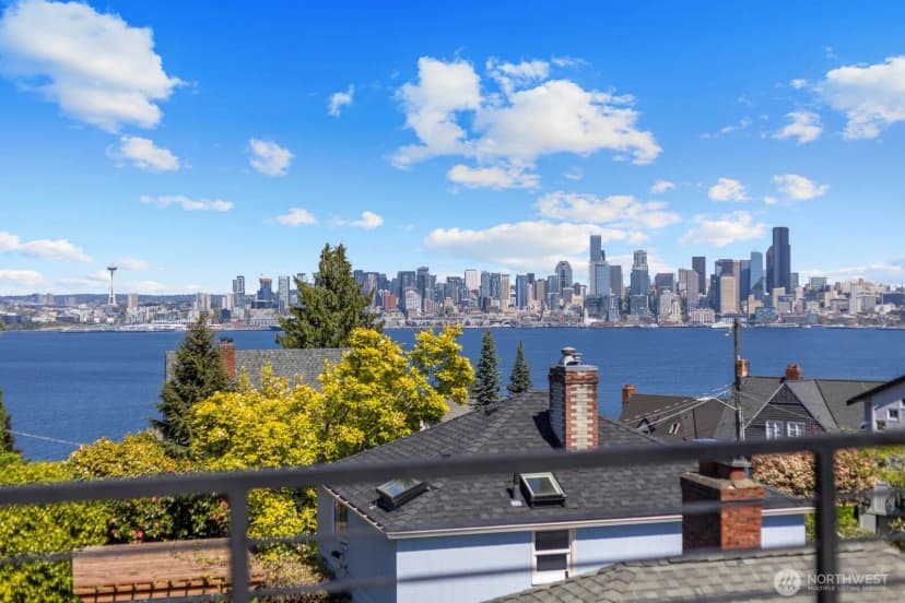 Property photo for 1729 41st Avenue Sw, Seattle photo 30