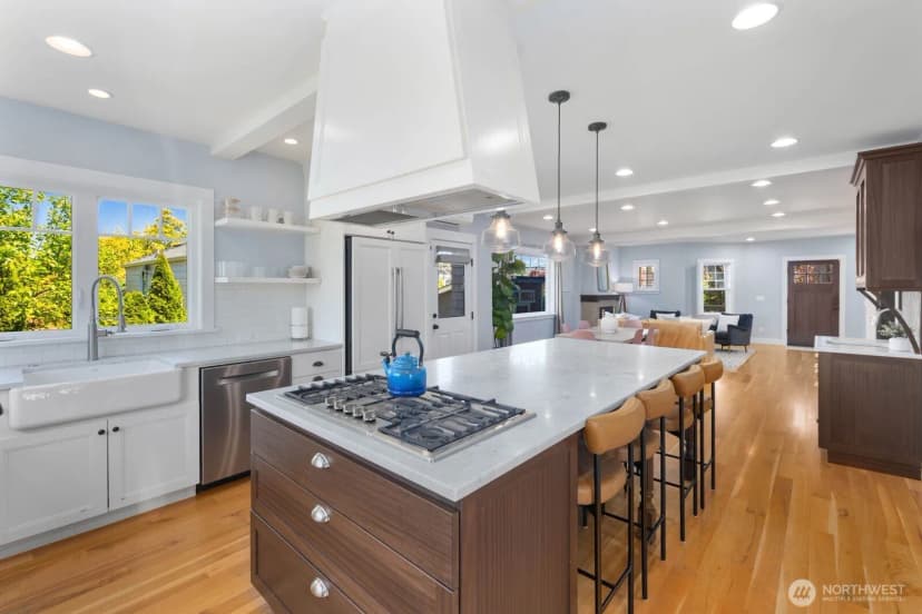 Property photo for 1729 41st Avenue Sw, Seattle photo 13