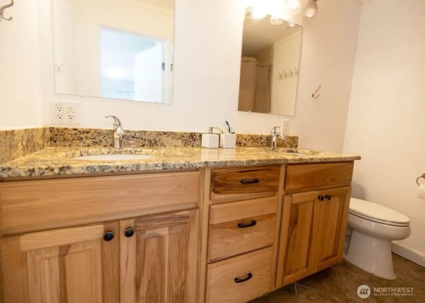 Property photo for 16704 3rd Drive Se, Bothell photo 15