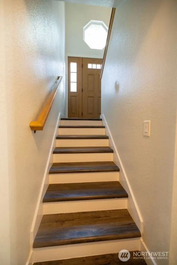 Property photo for 16704 3rd Drive Se, Bothell photo 18