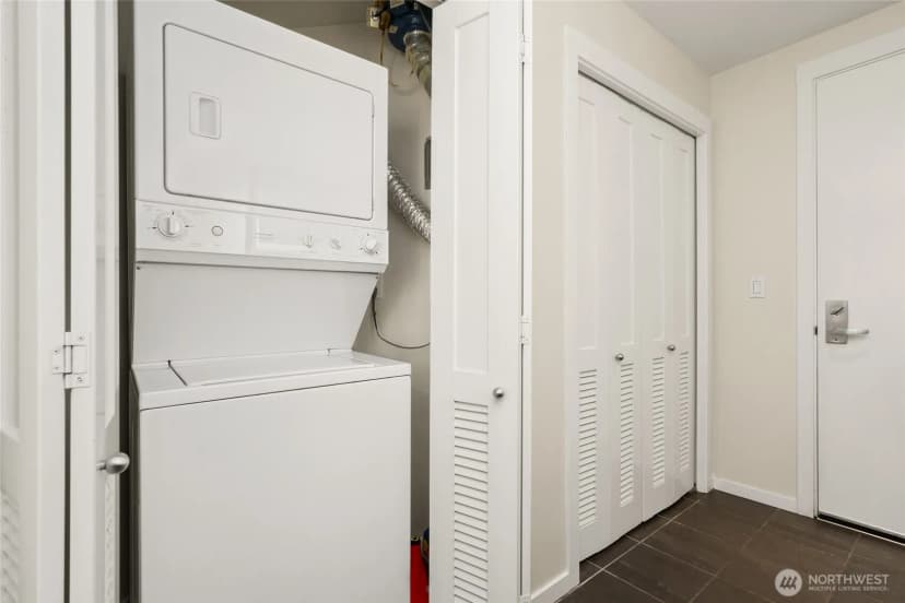Property photo for 2721 1st Avenue ##805, Seattle photo 17