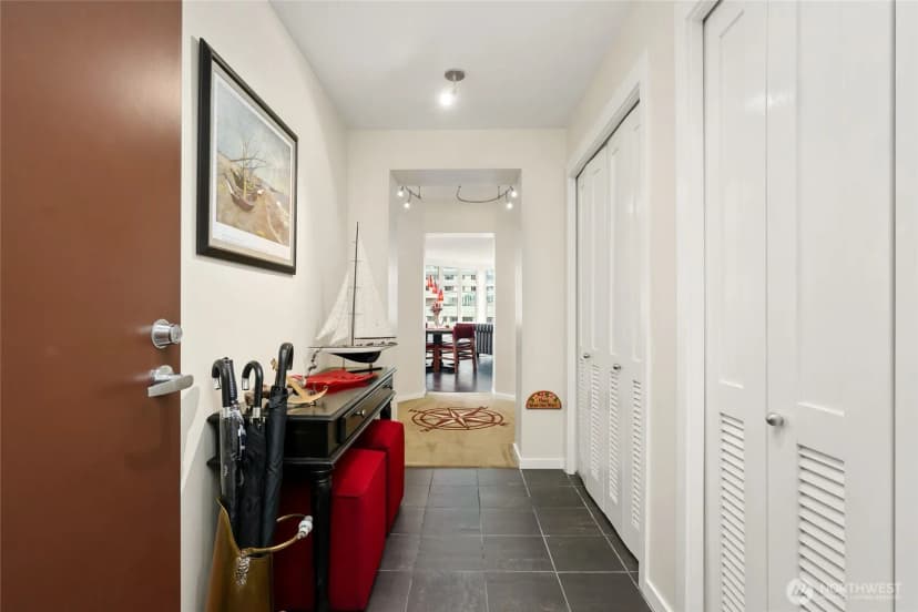 Property photo for 2721 1st Avenue ##805, Seattle photo 10