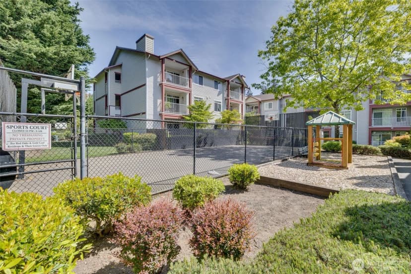 Property photo for 14819 29th Avenue W #l304, Lynnwood photo 22