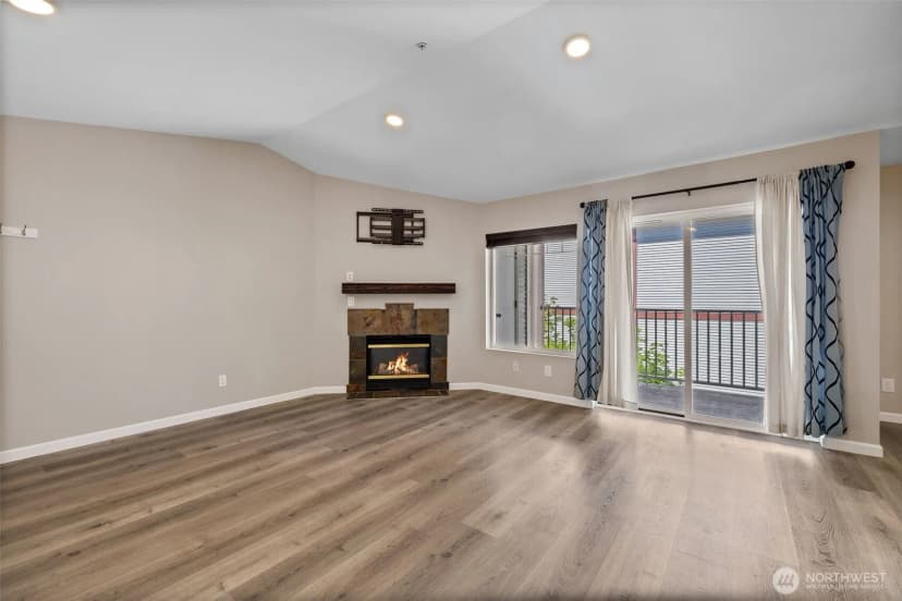Property photo for 14819 29th Avenue W #l304, Lynnwood photo 12