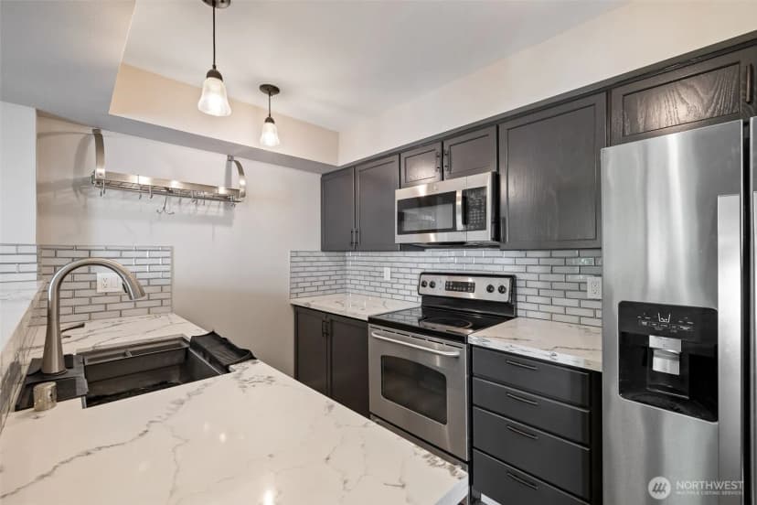 Property photo for 14819 29th Avenue W #l304, Lynnwood photo 10